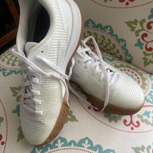 Pickleball Shoes - Skechers Viper Court Pro Women's 2.0